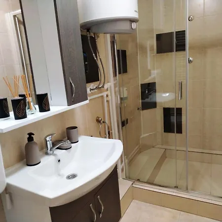 Bed & Breakfast Majesty 3*