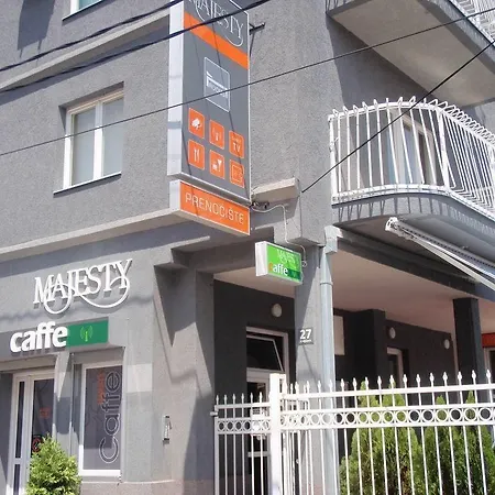 Bed & Breakfast Majesty 3*