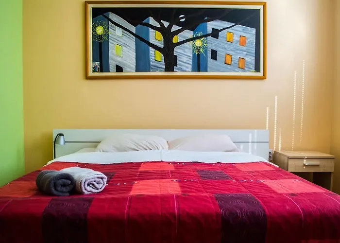 Majesty Panzió Ni